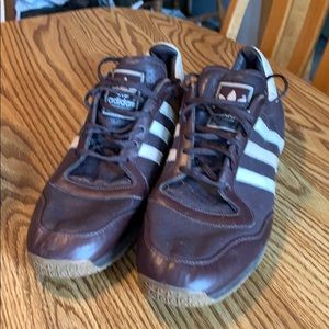 Adidas Originals size 14